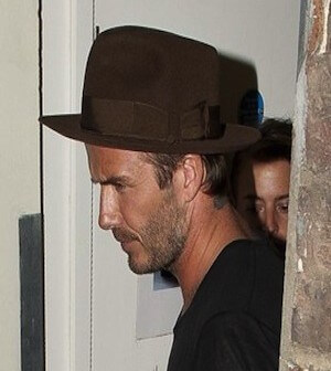 david_beckham_hat_man_trend_handbag